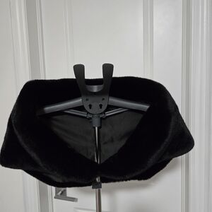 Elegant Black Faux Fur Shawl Bolero
